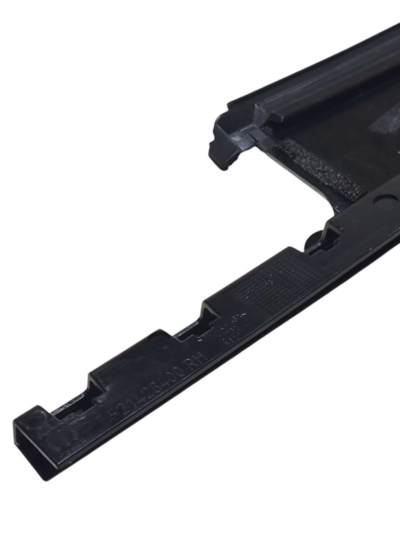 MOLDURA COLUNA TRASEIRA DIREITA JEEP COMPASS 2.0 2023 2024 - Imagem 4
