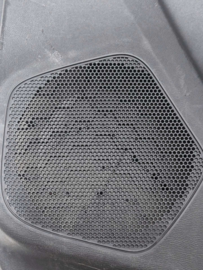 FORRO PORTA TRASEIRA DIREITA CHEVROLET S10 2.8 LTZ 2015/2020 - Imagem 7