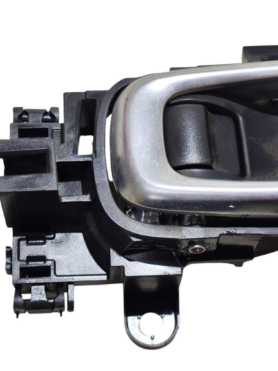 MAÇANETA INTERNA Diant esq HONDA HR-V 1.5 2022/2024 - Imagem 2