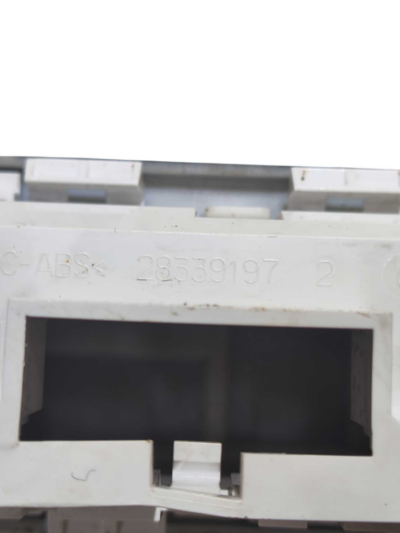 moldura entrada usb CPLA19C166CB RANGE ROVER SPORT 2014/2016 - Imagem 8