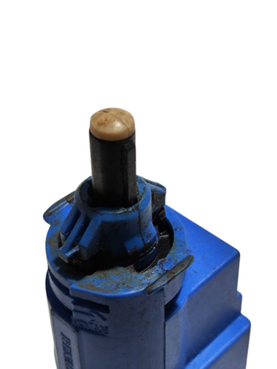 SENSOR PEDAL 253255192R EMBREAGEM RENAULT KWID 2016 A 2021 - Imagem 2