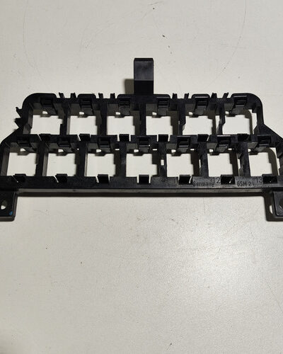 Suporte Caixa Fusiveis Audi A4 1996 1997 A 2002 8d0937503 - Imagem 2