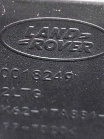 GUIA PARACHOQUE TRAS DIREITO RANGE ROVER SPORT 2014 A 2016 - Imagem 9