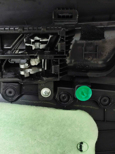 FORRO PORTA TRASEIRA ESQUERDA HYUNDAI CRETA 1.6 2017 A 2021 - Imagem 6