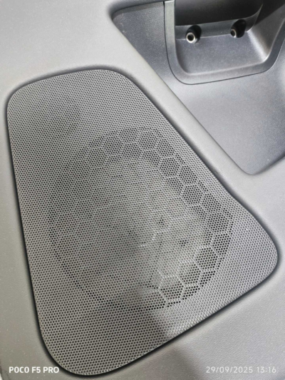 FORRO PORTA TRASEIRO DIREITO VOLVO XC60 2.0 2012 A 2017 - Imagem 3