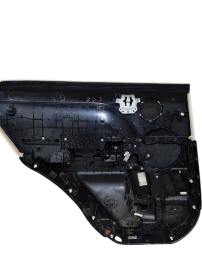 FORRO PORTA TRASEIRA DIREITA RANGE ROVER SPORT 2014 A 2016 - Imagem 9