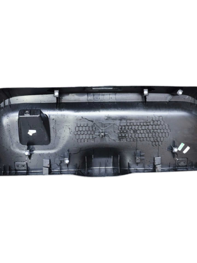 MOLDURA FORRO TAMPA TRASEIRA FIAT ARGO 1.0 2017 A 2022 - Imagem 6