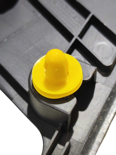 MOLDURA INTERNA PORTA TRAS ESQUERDA HYUNDAI IX35 2010 A 2016 - Imagem 3