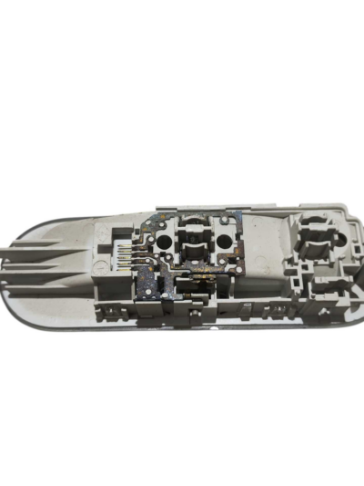 LUZ TETO CORTESIA 264302FJ0A NISSAN MARCH 2012 2013 A 2019 - Imagem 3
