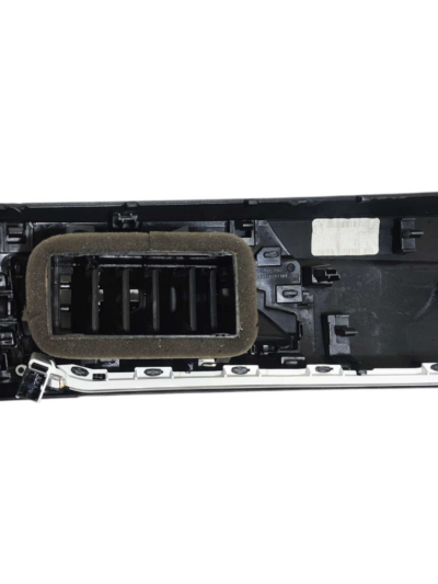 MOLDURA C/DIFUSOR AR DIREITO 2gj858416 VW TAOS TSI 2022/2024 - Imagem 9