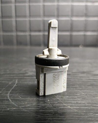 Sensor Temperatura Caixa Ar Audi A3 2000 A 2006 1k0907543a - Imagem 4