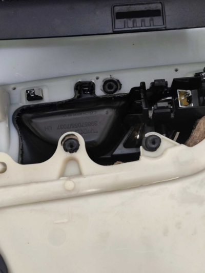 FORRO PORTA TRASEIRO ESQUERDO VOLVO XC60 2.0 2012 A 2017 - Imagem 7