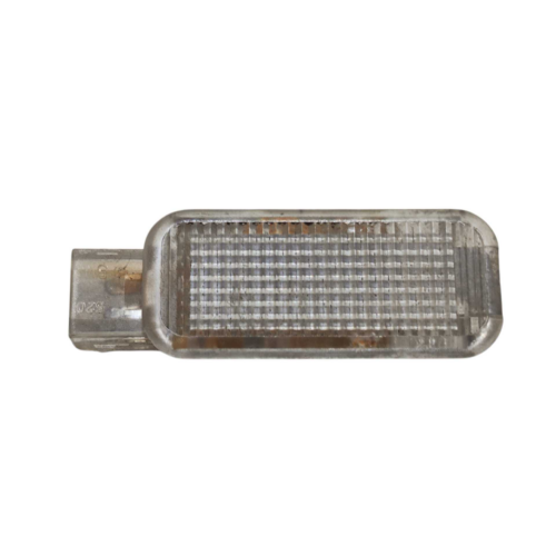 LUZ CORTESIA FORRO PORTA 4B0947415 AUDI A4 2004 A 2008
