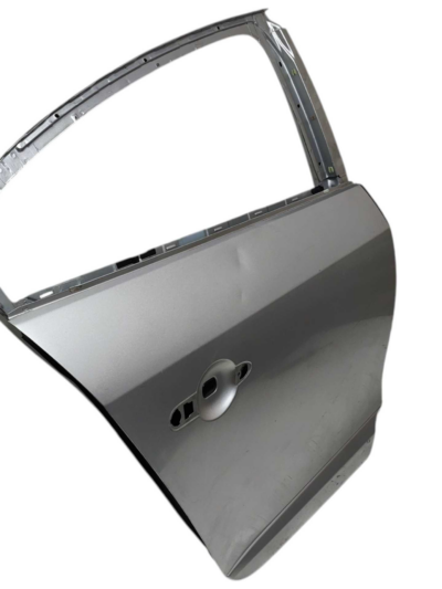 PORTA TRASEIRA DIREITA RENAULT FLUENCE 2011 A 2016 DETALHE - Imagem 5