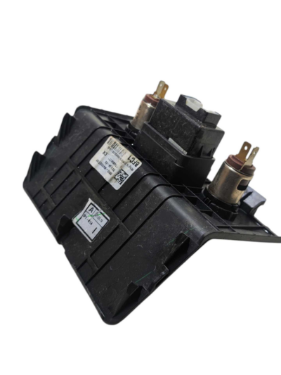 MOLDURA TOMADA USB 84621M4000 HYUNDAI CRETA 1.6 2017 A 2020 - Imagem 2