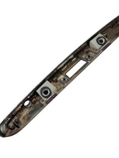 Moldura Traseira Luz Placa 925003e5 Kia Sorento 2008 a 2010 - Imagem 4