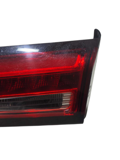 LANTERNA TAMPA TRASEIRA DIREITA FIAT CRONOS 1.3 2018 A 2023 - Imagem 7