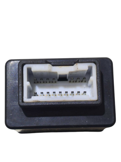 MOLDURA TOMADA USB/AUX 961204D601 HYUNDAI TUCSON 2007 A 2015 - Imagem 3