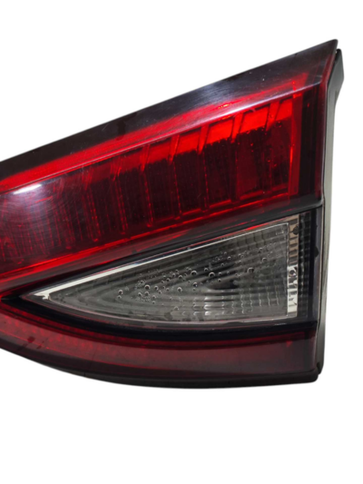 LANTERNA TAMPA TRASEIRA DIREITA FIAT ARGO 2017 2018 A 2022 - Imagem 2