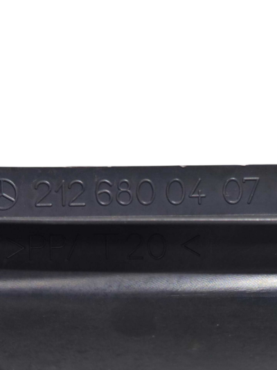 MOLDURA DIREITA PAINEL 2126800407 MERCEDES C280 2010 A 2012 - Imagem 3