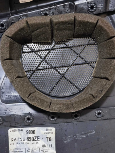 FORRO PORTA DIANTEIRO DIREITO PEUGEOT 3008 1.6 THP 2012/2015 - Imagem 6
