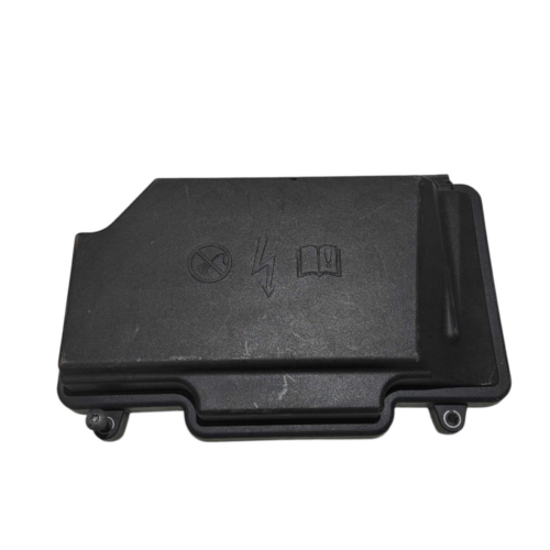 TAMPA CAIXA FUSÍVEIS A2055400082 MERCEDES C180 2015 A 2018