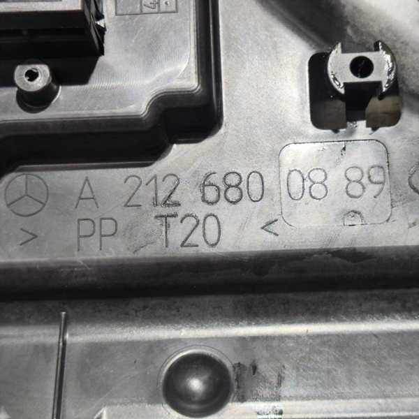 MOLDURA INFERIOR PAINEL A2126800889 MERCEDES C280 2010/2012 - Imagem 7