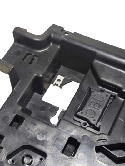 MOLDURA INFERIOR PAINEL A2126800889 MERCEDES C280 2010/2012 - Imagem 2