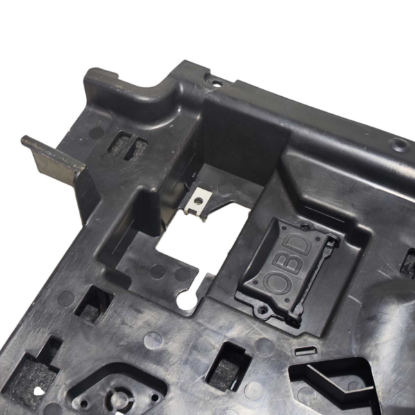 MOLDURA INFERIOR PAINEL A2126800889 MERCEDES C280 2010/2012 - Imagem 2