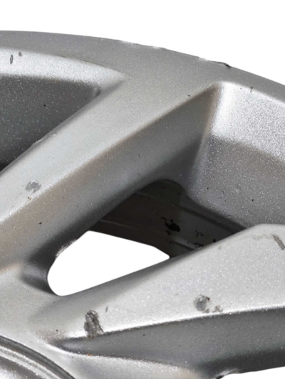RODA ARO 15 VOLKSWAGEN UP MPI 2015 2016 A 2020 C/DETALHE - Imagem 3