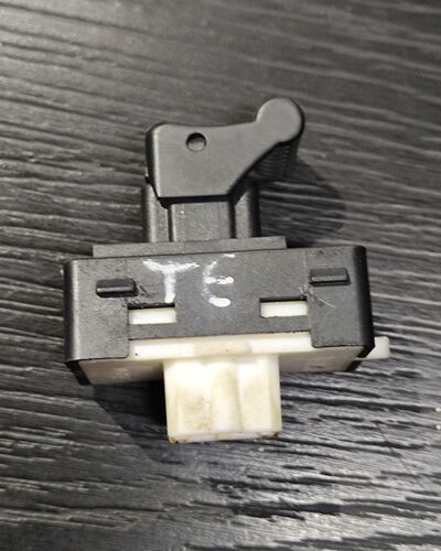 Botão Comando Vidro Tras Esquerdo Fiat Toro 2018 2019 2020 - Imagem 3