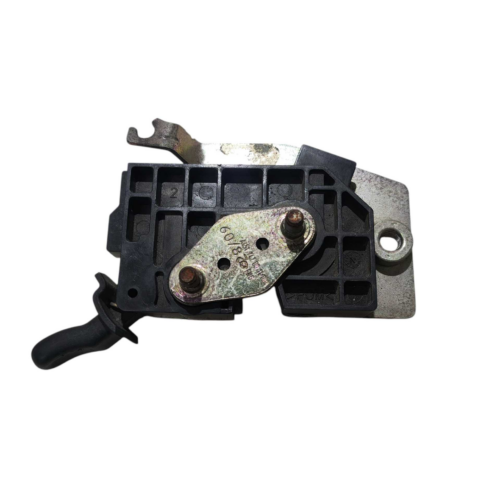 FECHADURA TAMPA TRASEIRA SMART FORTWO 2008 A 2014