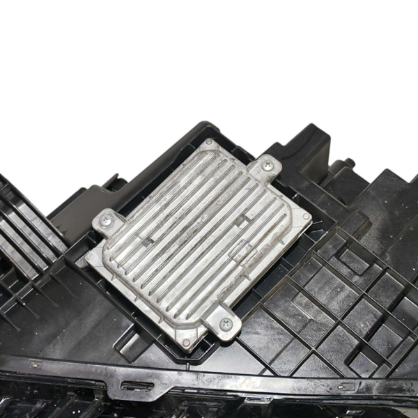 FAROL DIREITO SA3F4121020C BYD SONG PLUS 2023 2024 C/DETALHE - Imagem 3