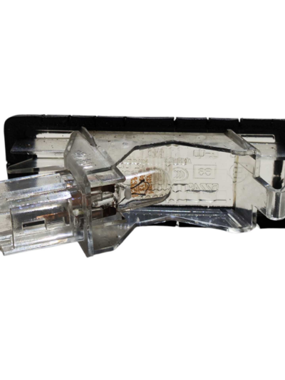 LANTERNA LUZ PLACA 8200013577G RENAULT FLUENCE 2011 A 2016 - Imagem 3