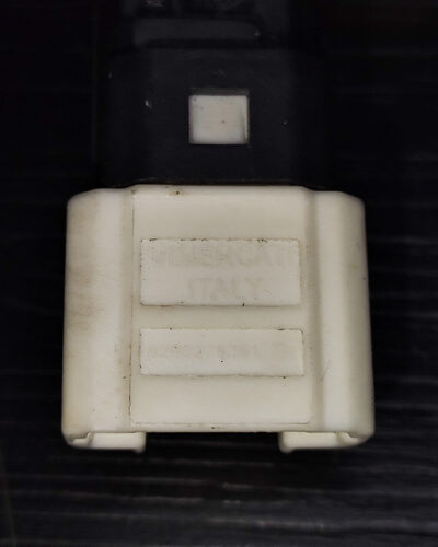 Sensor Interruptor Pedal Parada Renault Kwid 2015 A 2021 - Imagem 5