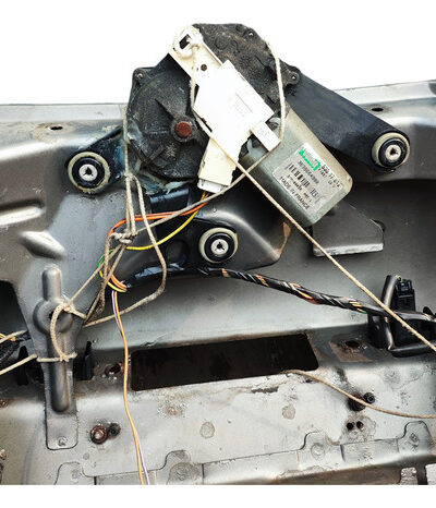 Tampa Traseira Peugeot 206 2003 A 2008 Detalhes - Imagem 8
