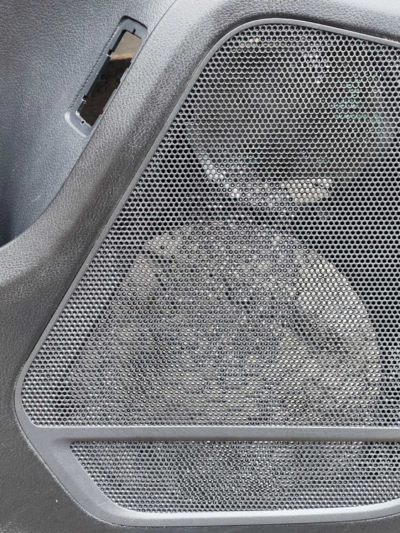 FORRO PORTA DIANT ESQUERDO VW TOUAREG 2013 A 2018 C/DETALHE - Imagem 5