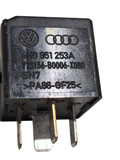 MODULO RELE AUXILIAR 4H0951253A VW AMAROK 2018 A 2020 - Imagem 3