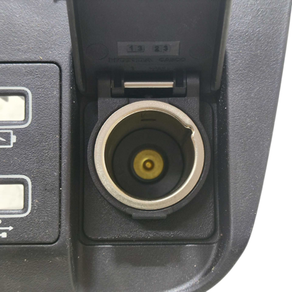 MOLDURA TOMADA 12V 77715T14 HONDA CITY 1.5 2023 2024 - Imagem 3