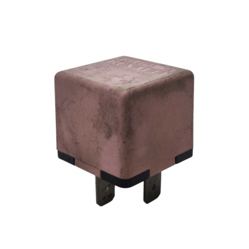 rele auxiliar 8200338695 RENAULT MEGANE 2007 2008 2009